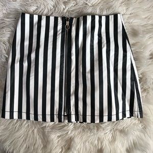 VERTICAL STRIPE BODYCON SKIRT